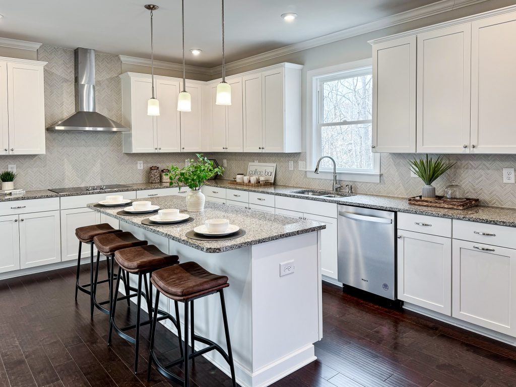 Side view of kitchen island in a modern kitchen