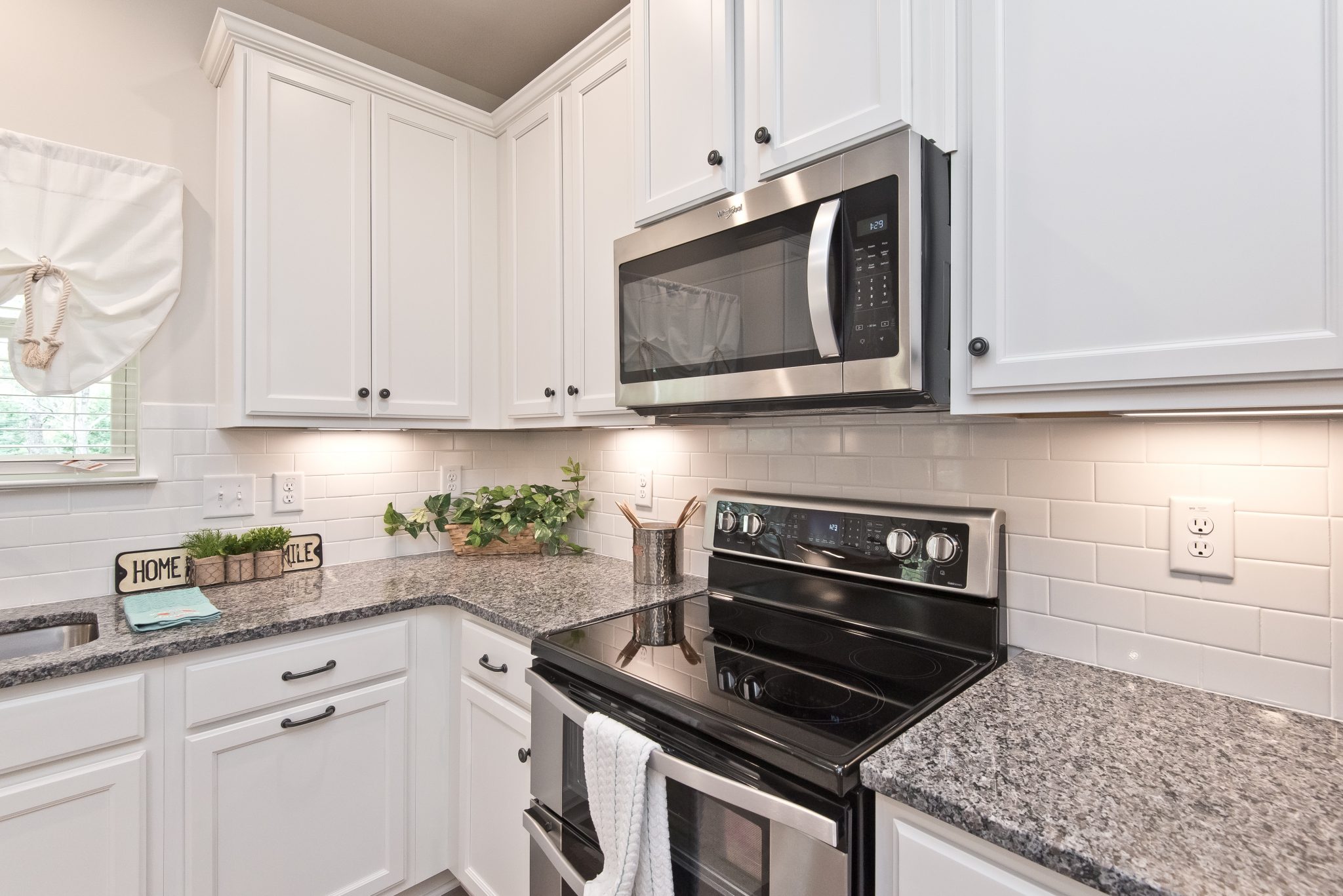 the model kitchen in Cantrell Crossing