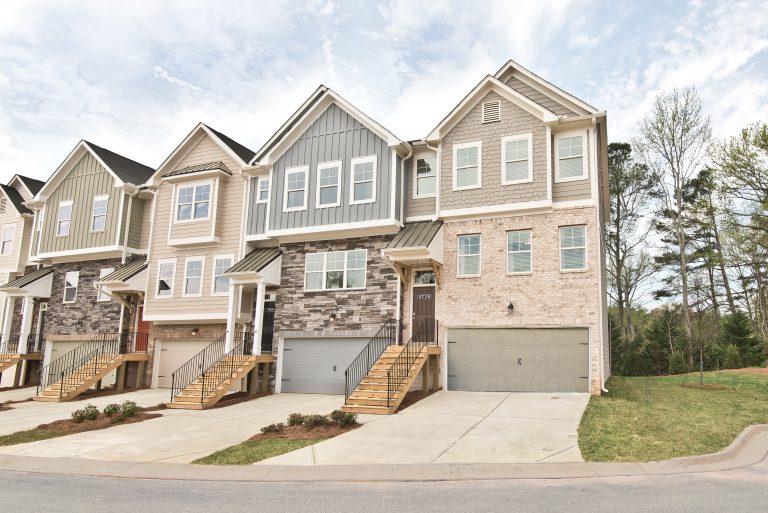 Townhomes in Kennesaw at Cantrell Crossing