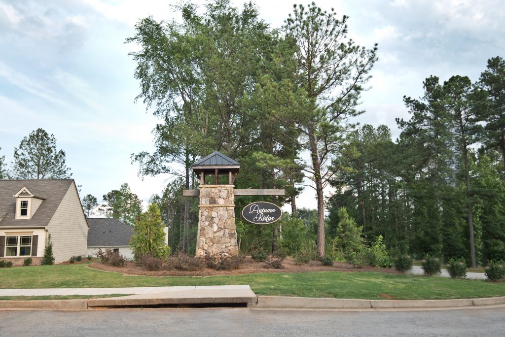 Autumn Ridge Community Signage