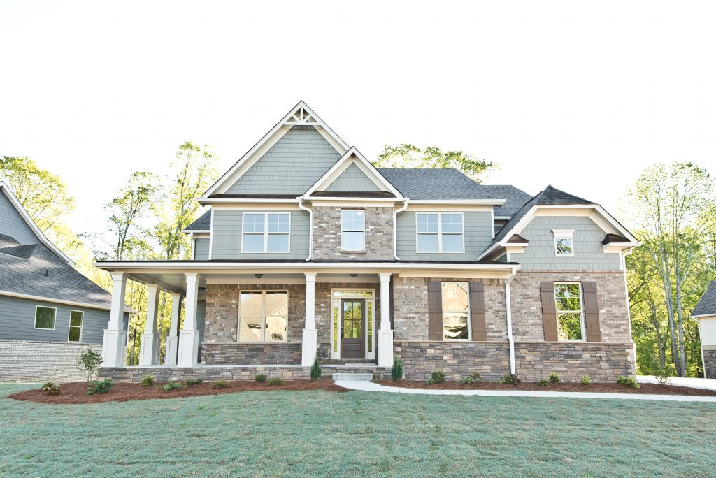 Covered Porch and Outdoor Deck at River Rock