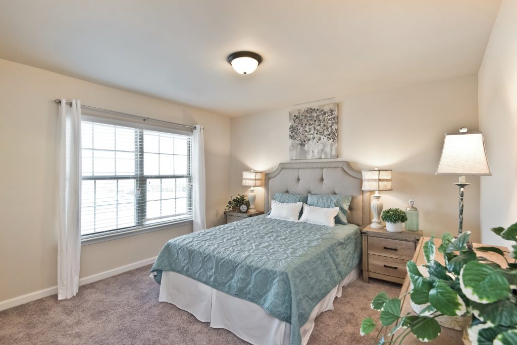 Convenient Guest Suites in 5-Bedroom Floor Plans