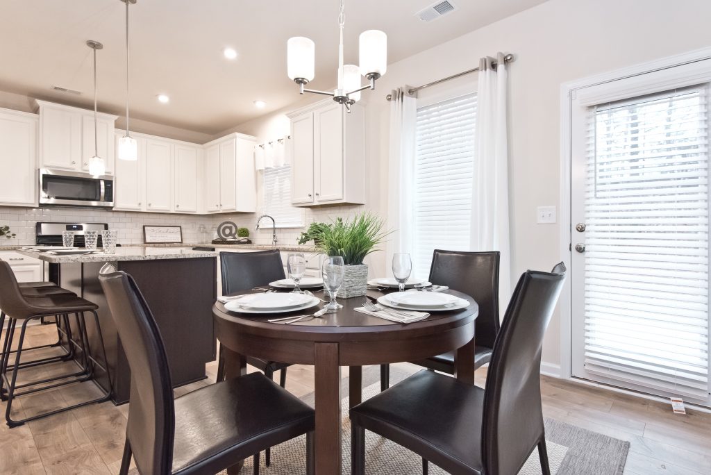 Decorated Kitchen in Powder Springs