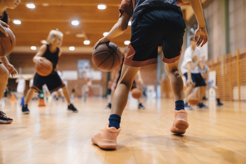 youth basketball in powder springs Matimix © Shutterstock