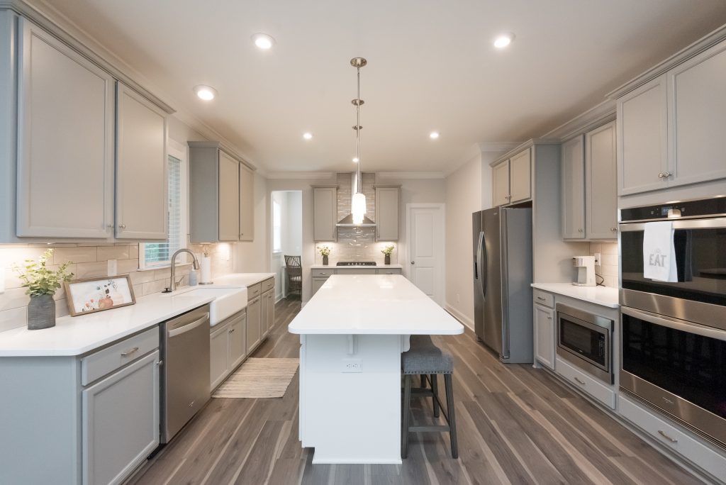 Modern Kitchen Interior - KFH - Design Studio